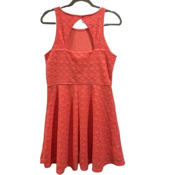 Juniors Dress Large 11-13 No Boundaries Open back Sleeveless Fit & Flare Lined - Picture 2 of 4